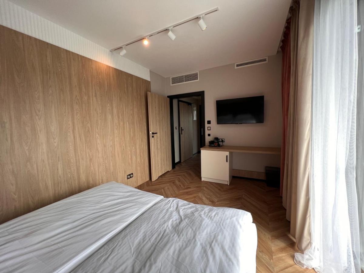 Resto Inn - Smart Apartamenty Blisko Energylandii Polwies Esterno foto