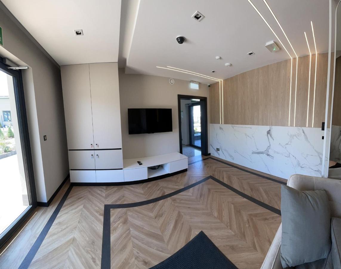Resto Inn - Smart Apartamenty Blisko Energylandii Polwies Esterno foto
