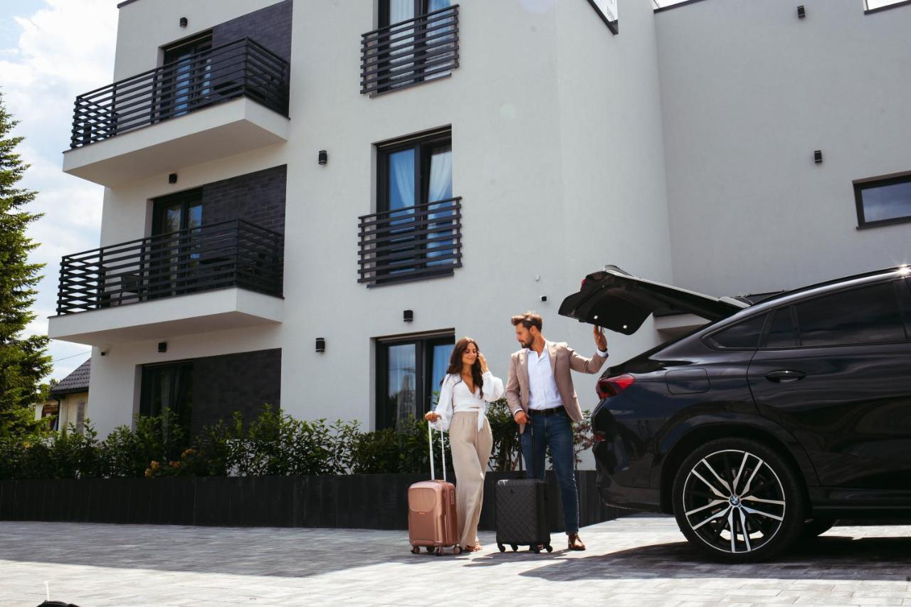 Resto Inn - Smart Apartamenty Blisko Energylandii Polwies Esterno foto