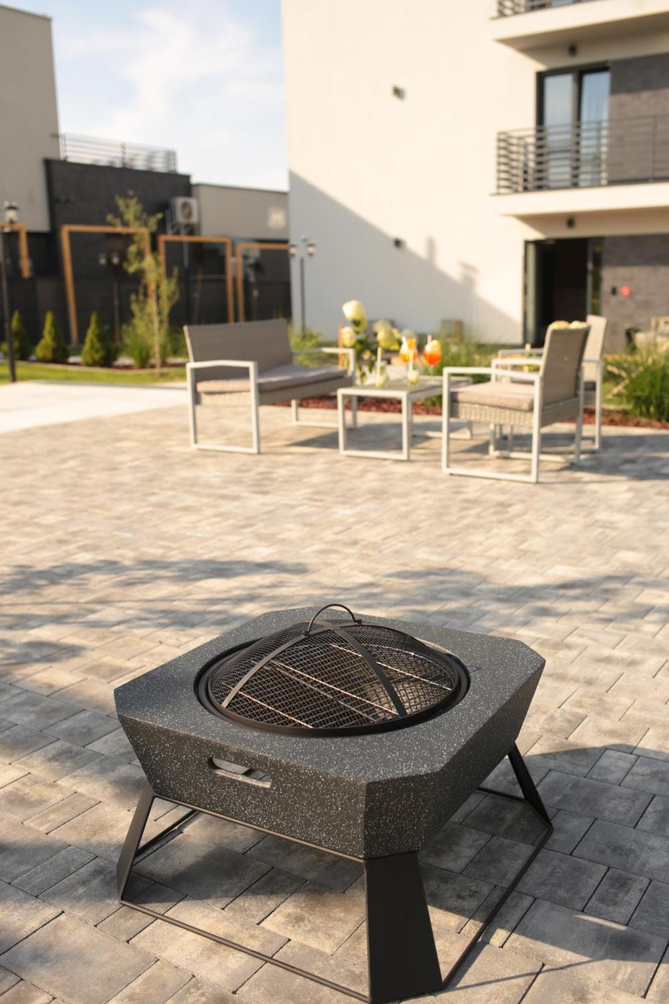 Resto Inn - Smart Apartamenty Blisko Energylandii Polwies Esterno foto